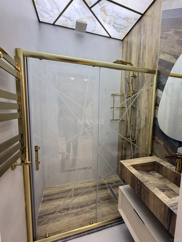 Satılır 2 otaqlı mənzil 84 m²