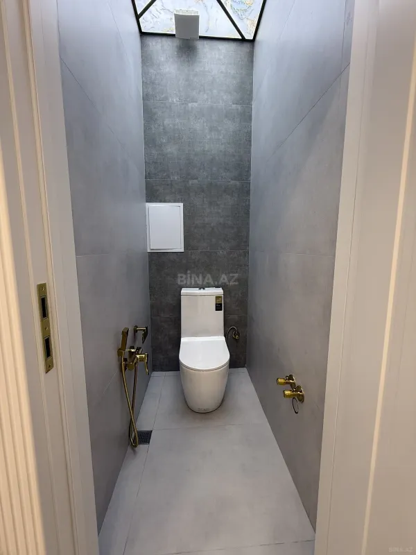 Satılır 2 otaqlı mənzil 84 m²