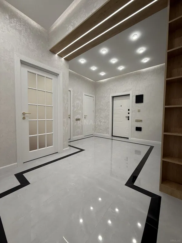 Satılır 2 otaqlı mənzil 84 m²