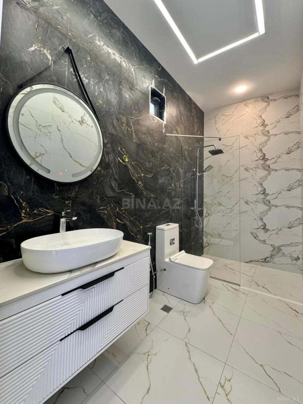 Satılır 4 otaqlı həyət evi 210 m²