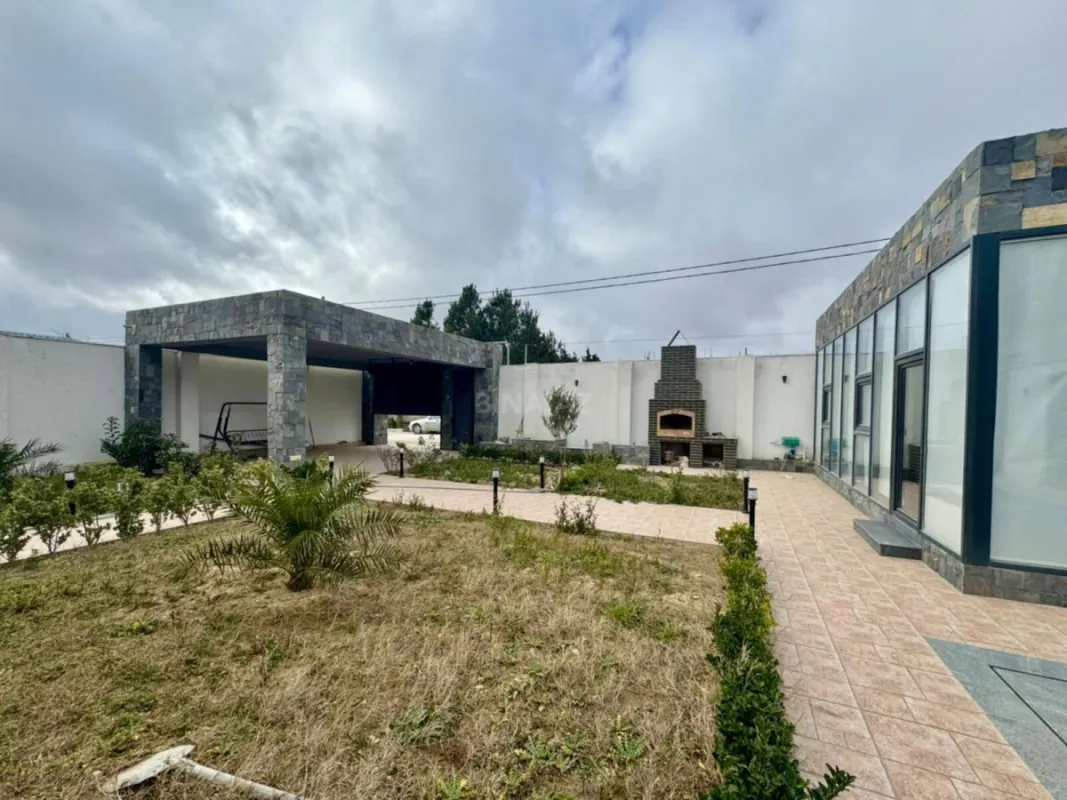 Satılır 4 otaqlı həyət evi 210 m²