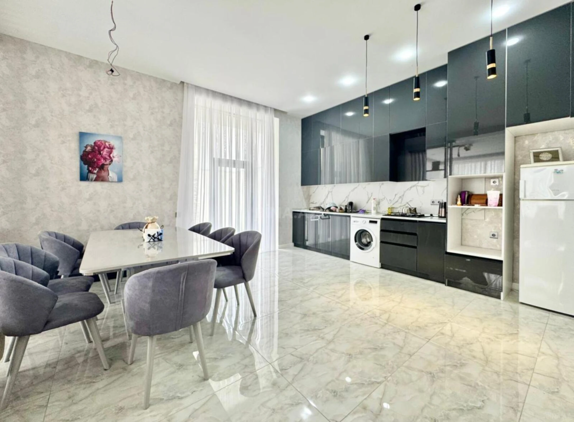 Satılır 4 otaqlı həyət evi 210 m²