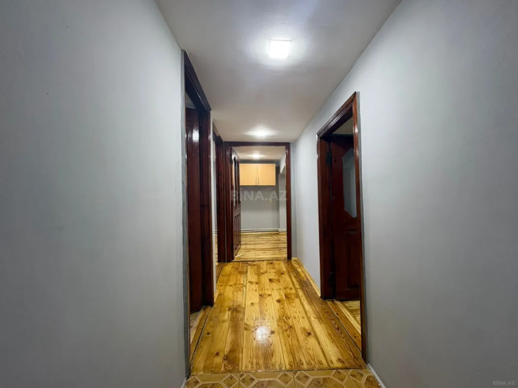 Satılır 3 otaqlı mənzil 200 m²