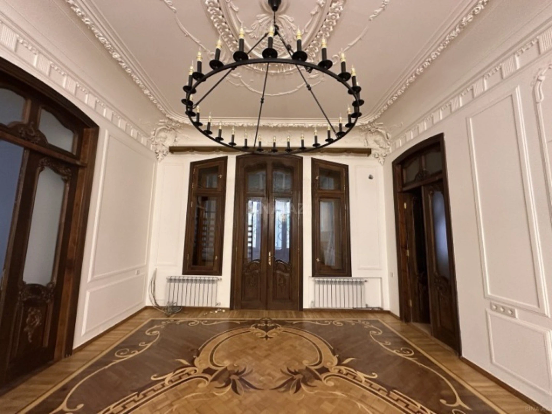 Kirayə verilir 5 otaqlı ofis 200 m²