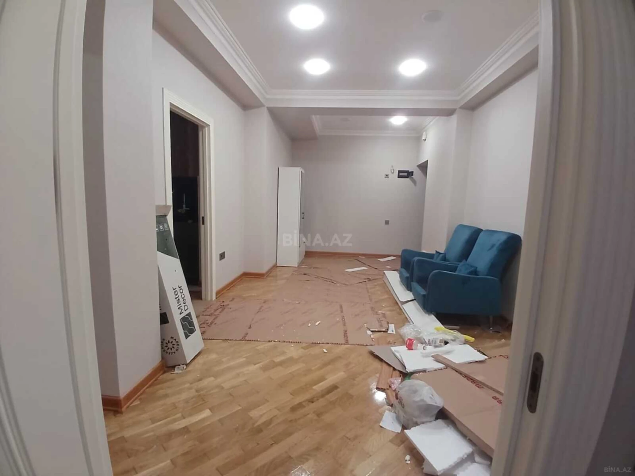 Kirayə verilir 3 otaqlı mənzil 140 m²
