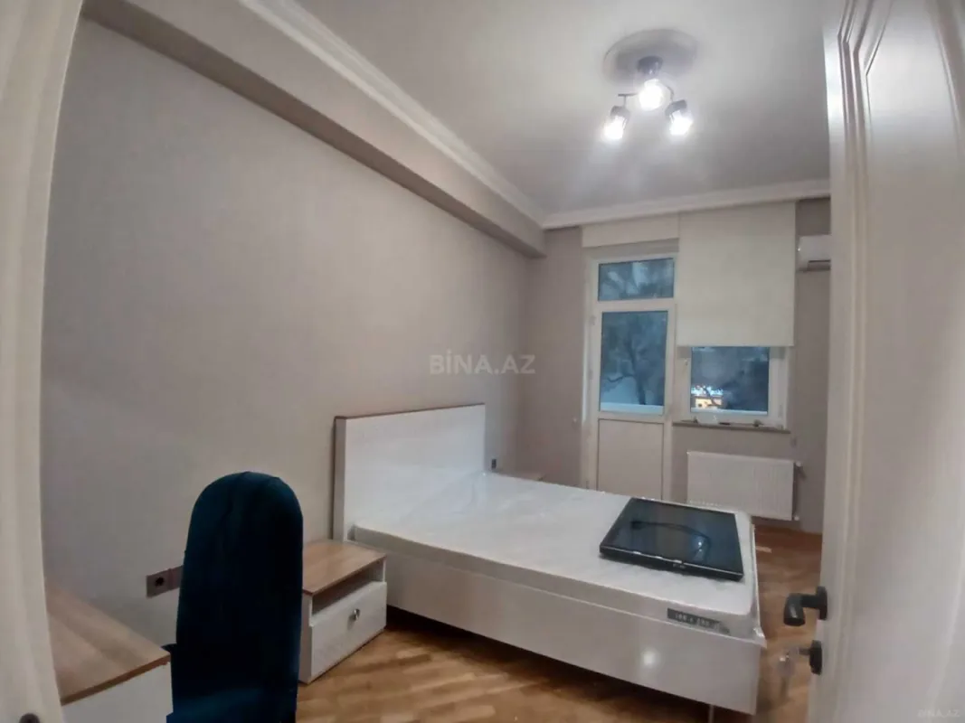 Kirayə verilir 3 otaqlı mənzil 140 m²