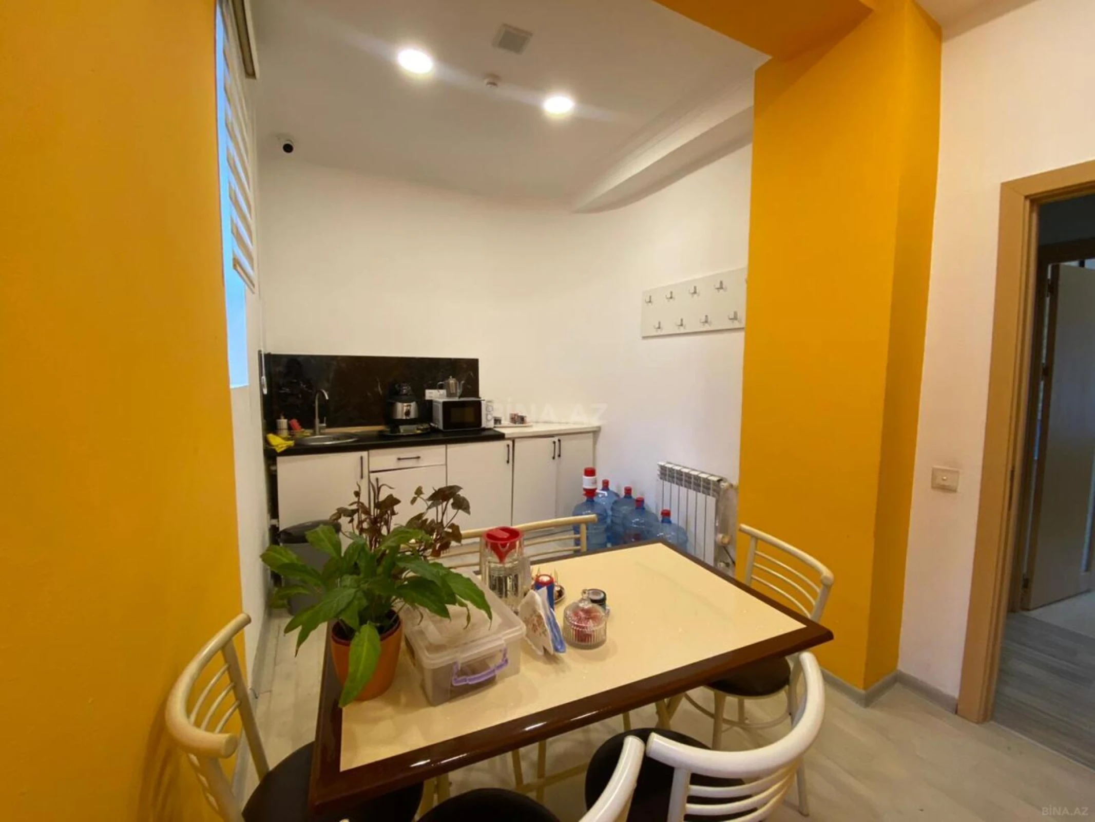 Kirayə verilir 1 otaqlı ofis 25 m²