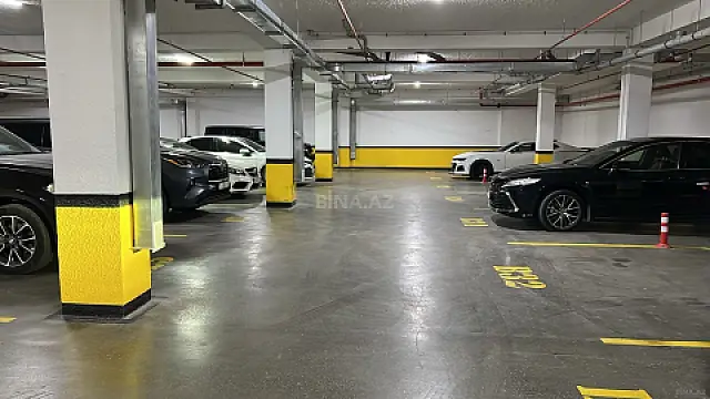 Satılır qaraj 18 m²