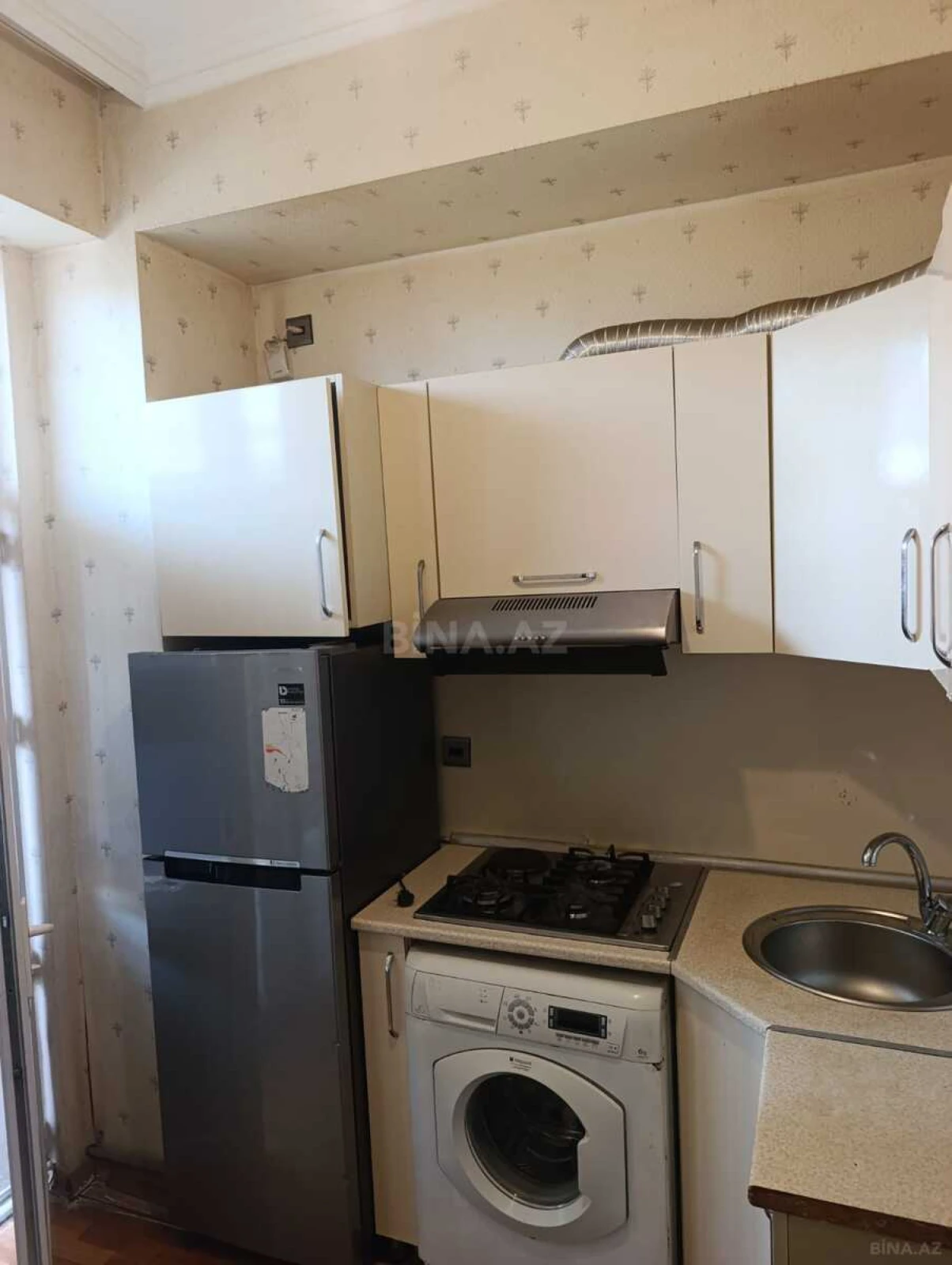 Kirayə verilir 2 otaqlı mənzil 60 m²