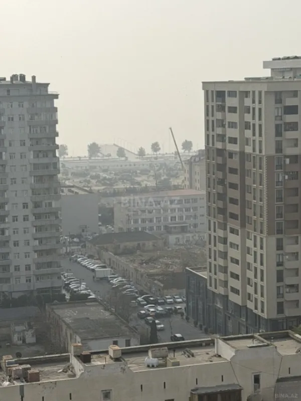 Satılır 3 otaqlı mənzil 154 m²