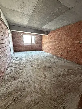 Satılır 3 otaqlı mənzil 154 m²