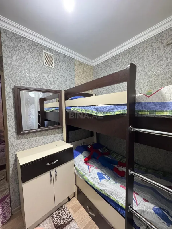 Satılır 3 otaqlı mənzil 55 m²