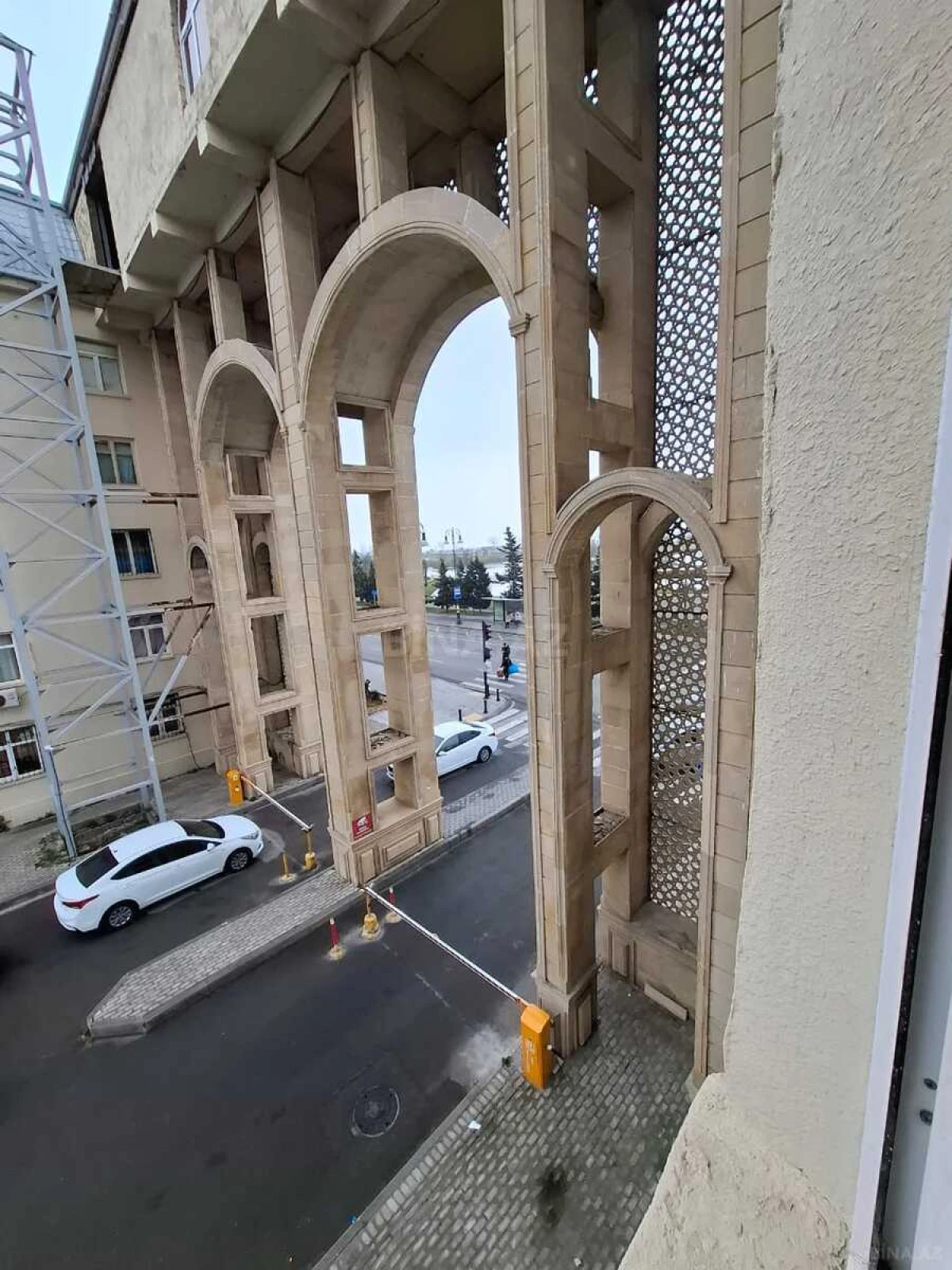 Satılır 1 otaqlı mənzil 40 m²