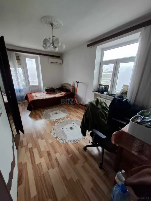Satılır 1 otaqlı mənzil 40 m²