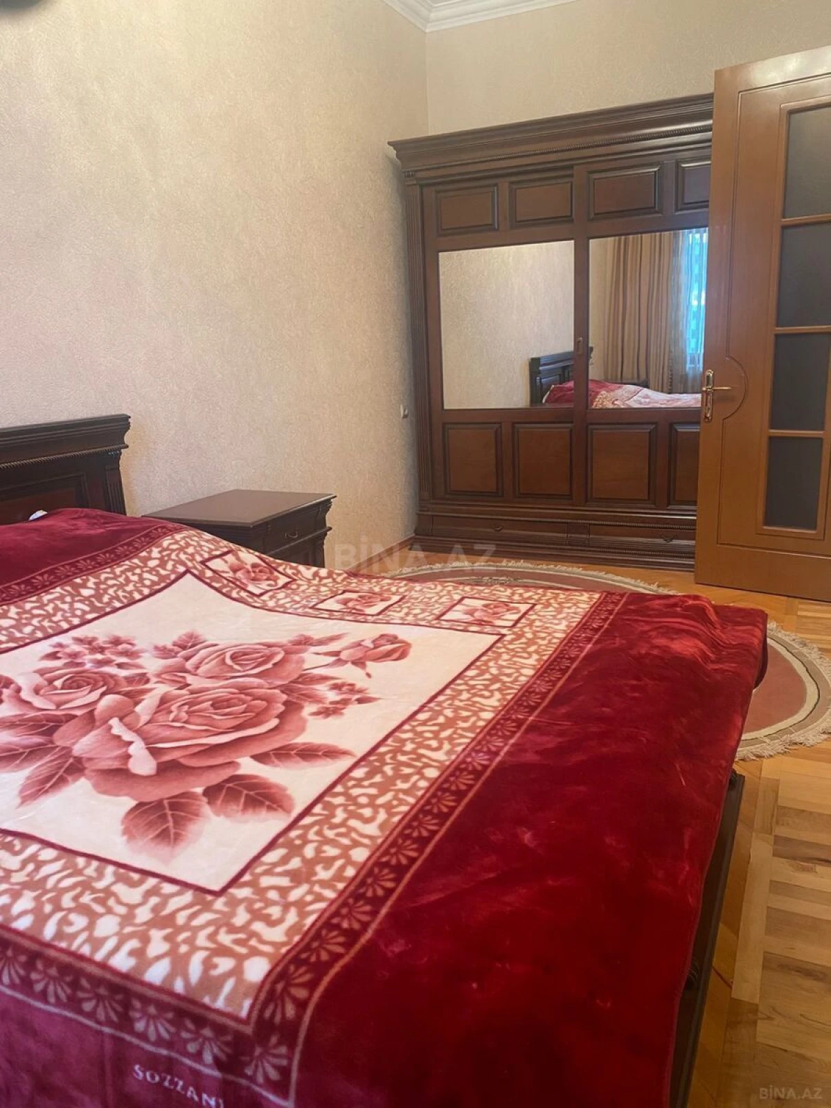 Kirayə verilir 2 otaqlı mənzil 55 m²