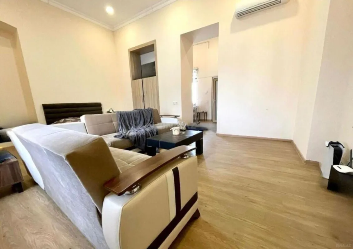 Satılır 1 otaqlı mənzil 50 m²