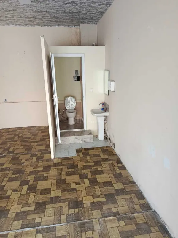 Kirayə verilir obyekt 50 m²