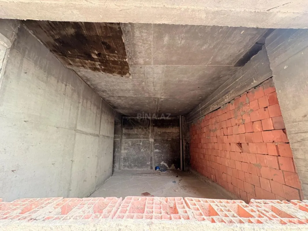 Satılır obyekt 600 m²