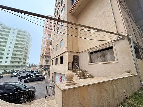 Satılır obyekt 600 m²