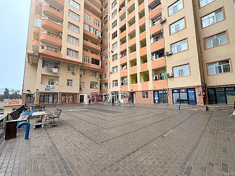 Satılır obyekt 600 m² — Bakı, Yeni Yasamal 600.00 m²