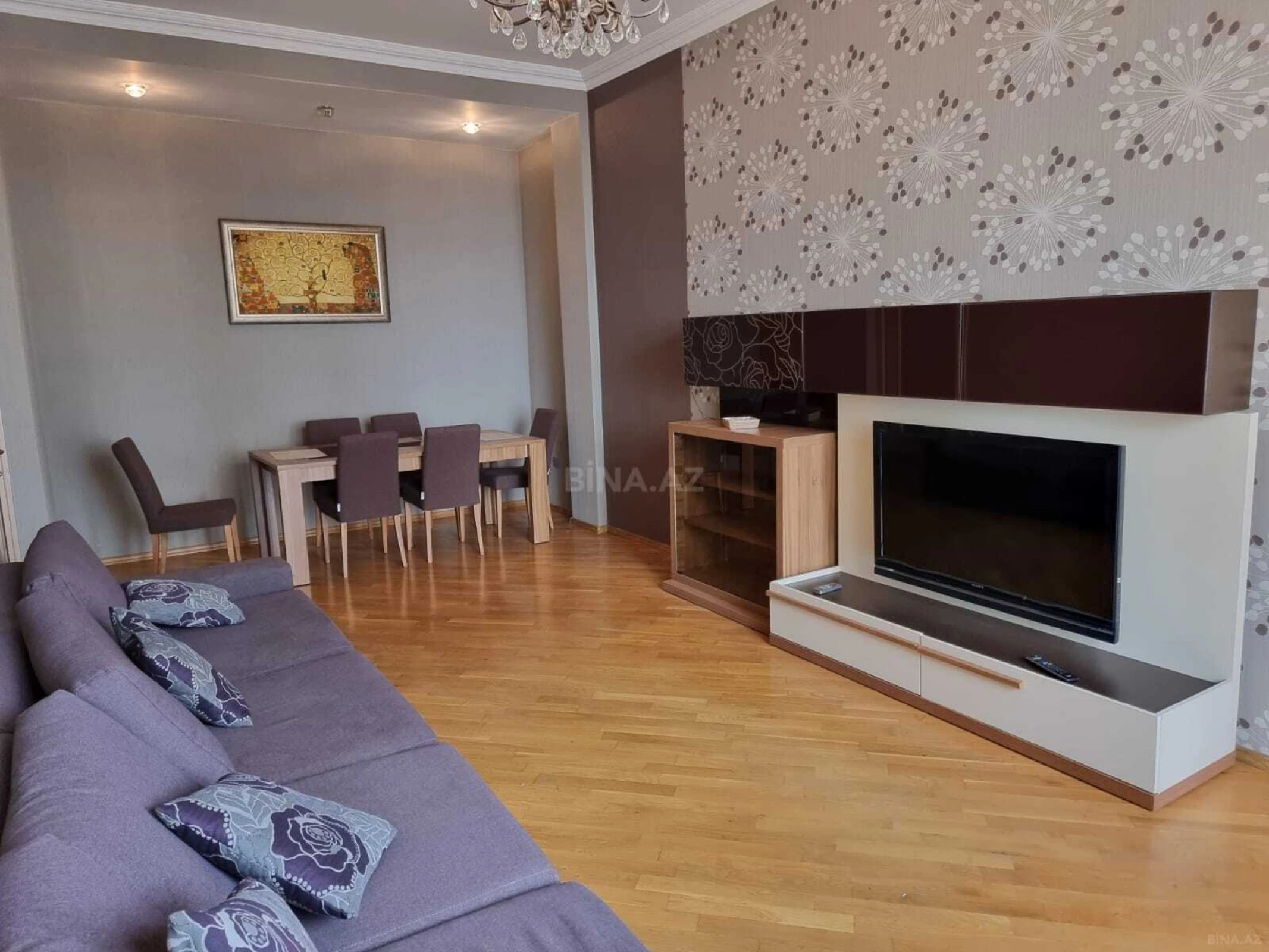 Kirayə verilir 2 otaqlı mənzil 100 m²