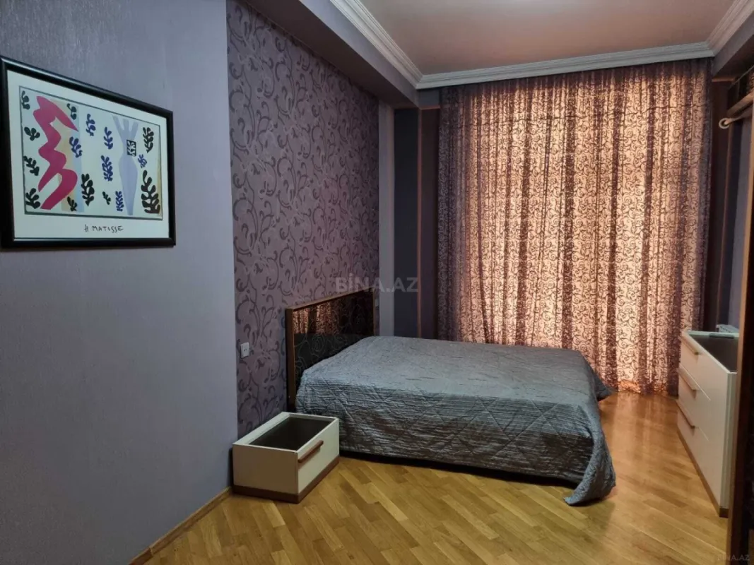 Kirayə verilir 2 otaqlı mənzil 100 m²