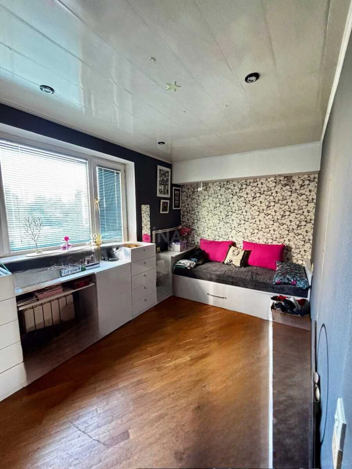 Satılır 3 otaqlı mənzil 70 m²