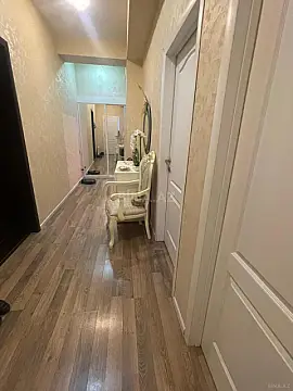 Satılır 2 otaqlı mənzil 75 m²