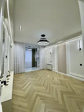 Satılır 3 otaqlı mənzil 83 m²