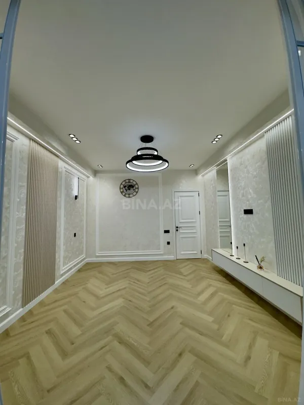 Satılır 3 otaqlı mənzil 83 m²