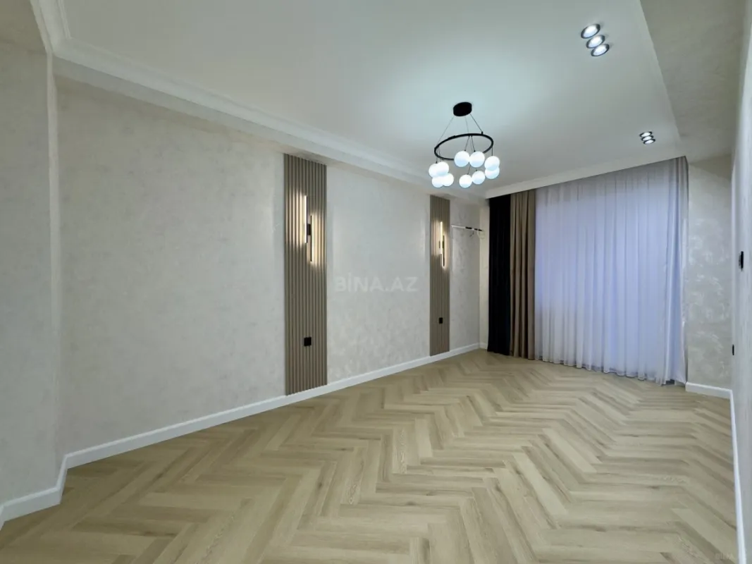 Satılır 3 otaqlı mənzil 83 m²