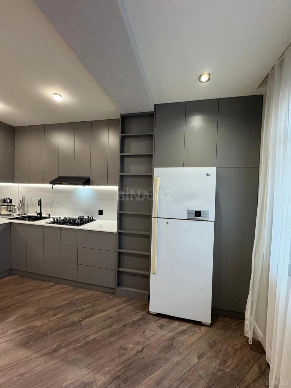 Satılır 3 otaqlı mənzil 80 m²