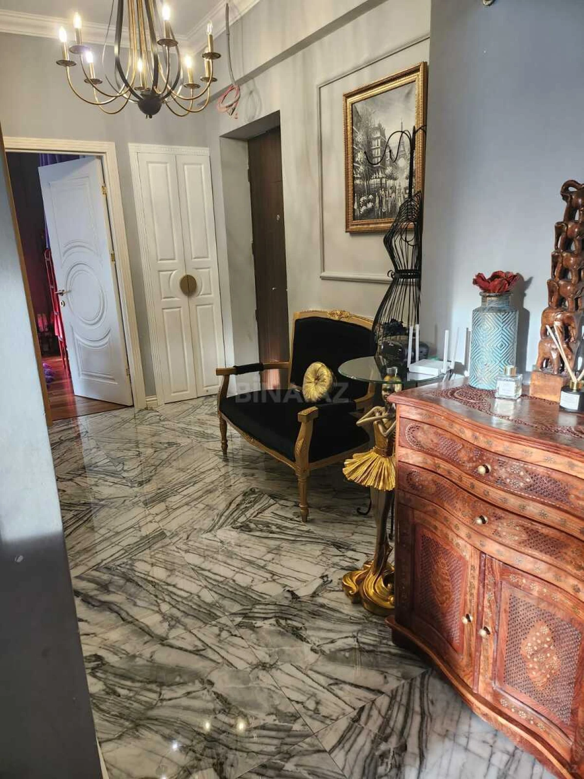 Satılır 3 otaqlı mənzil 88 m²