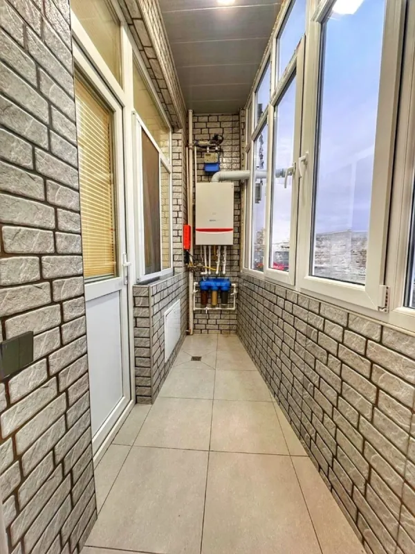 Satılır 3 otaqlı mənzil 136 m²