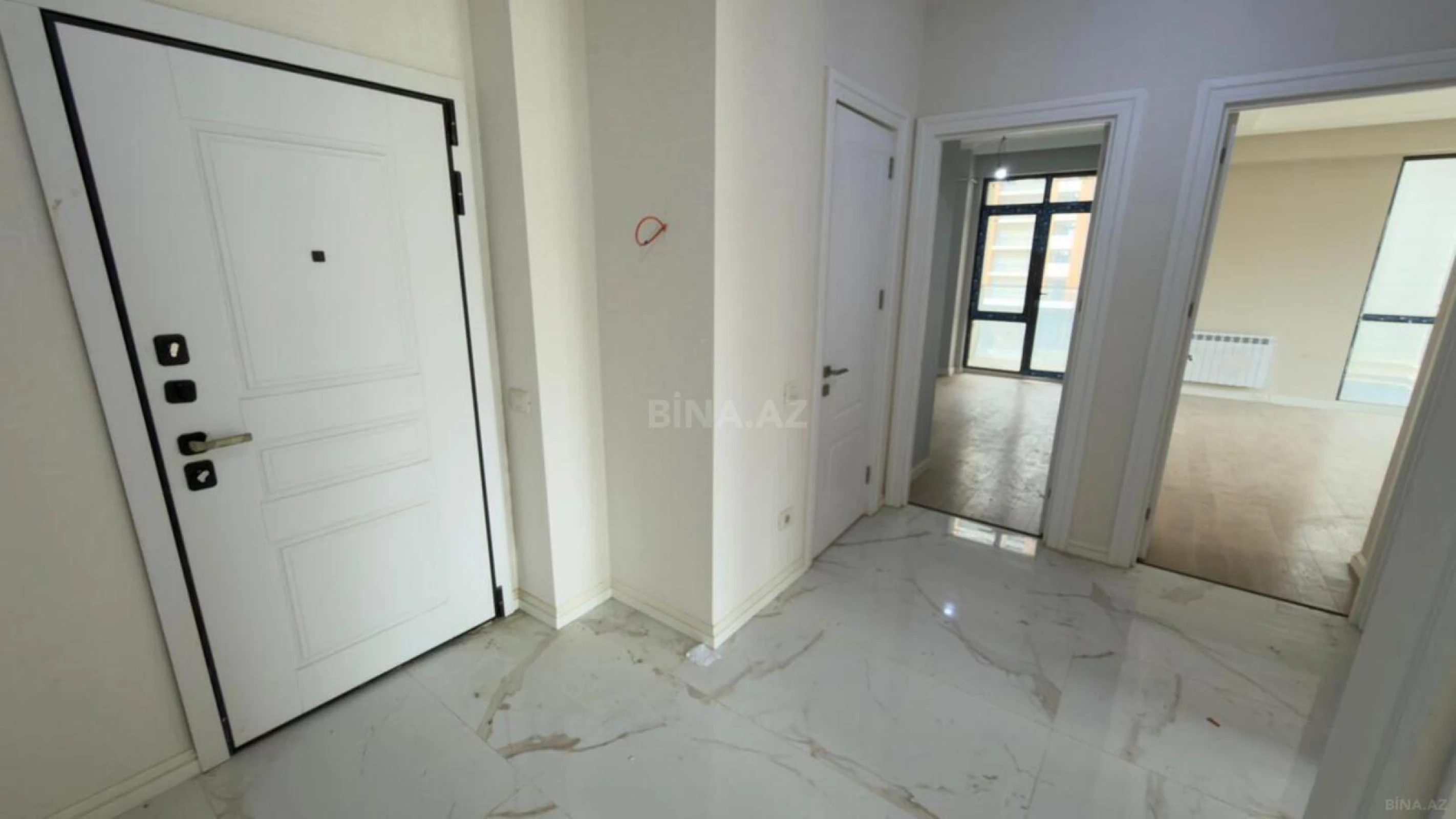 Satılır 3 otaqlı mənzil 83 m²