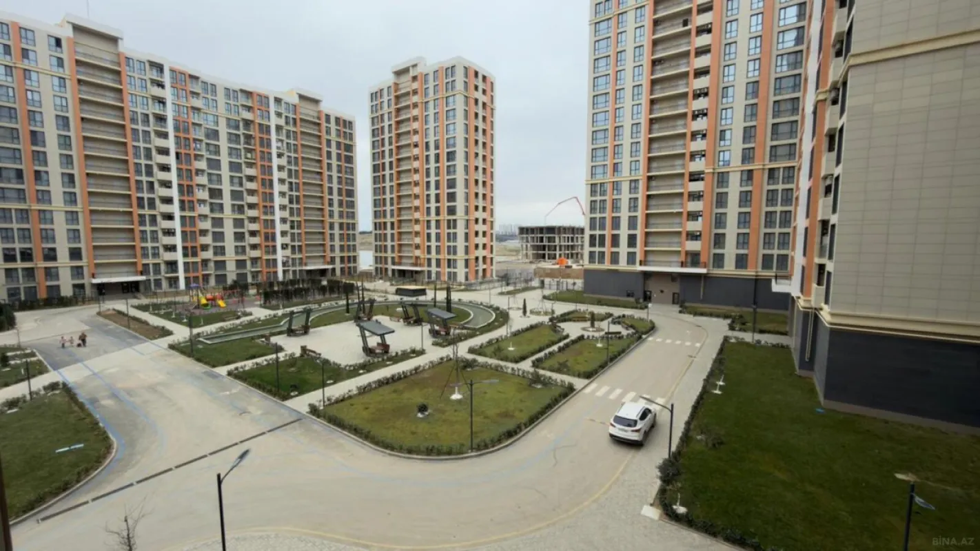 Satılır 3 otaqlı mənzil 83 m²