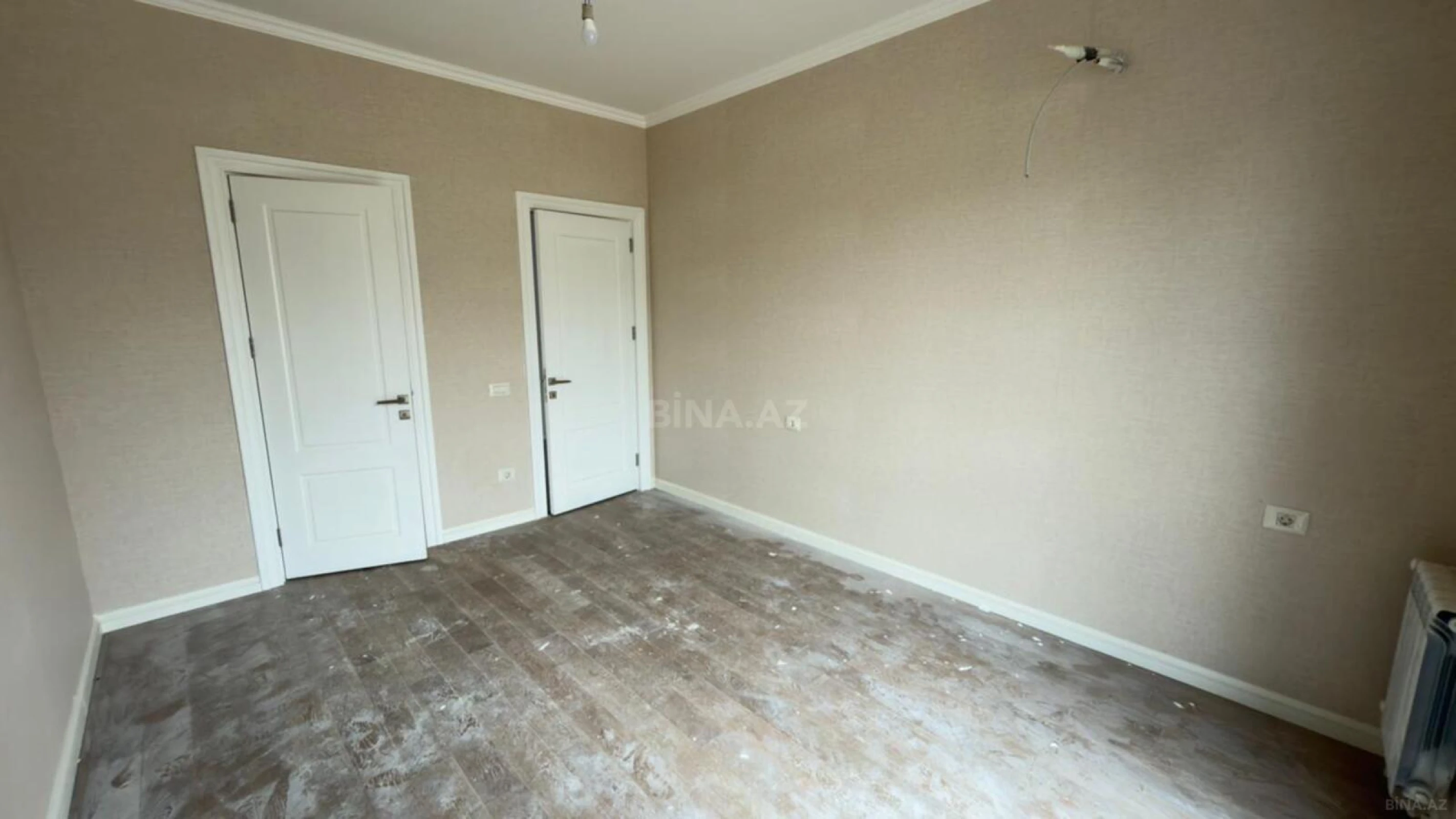 Satılır 3 otaqlı mənzil 83 m²