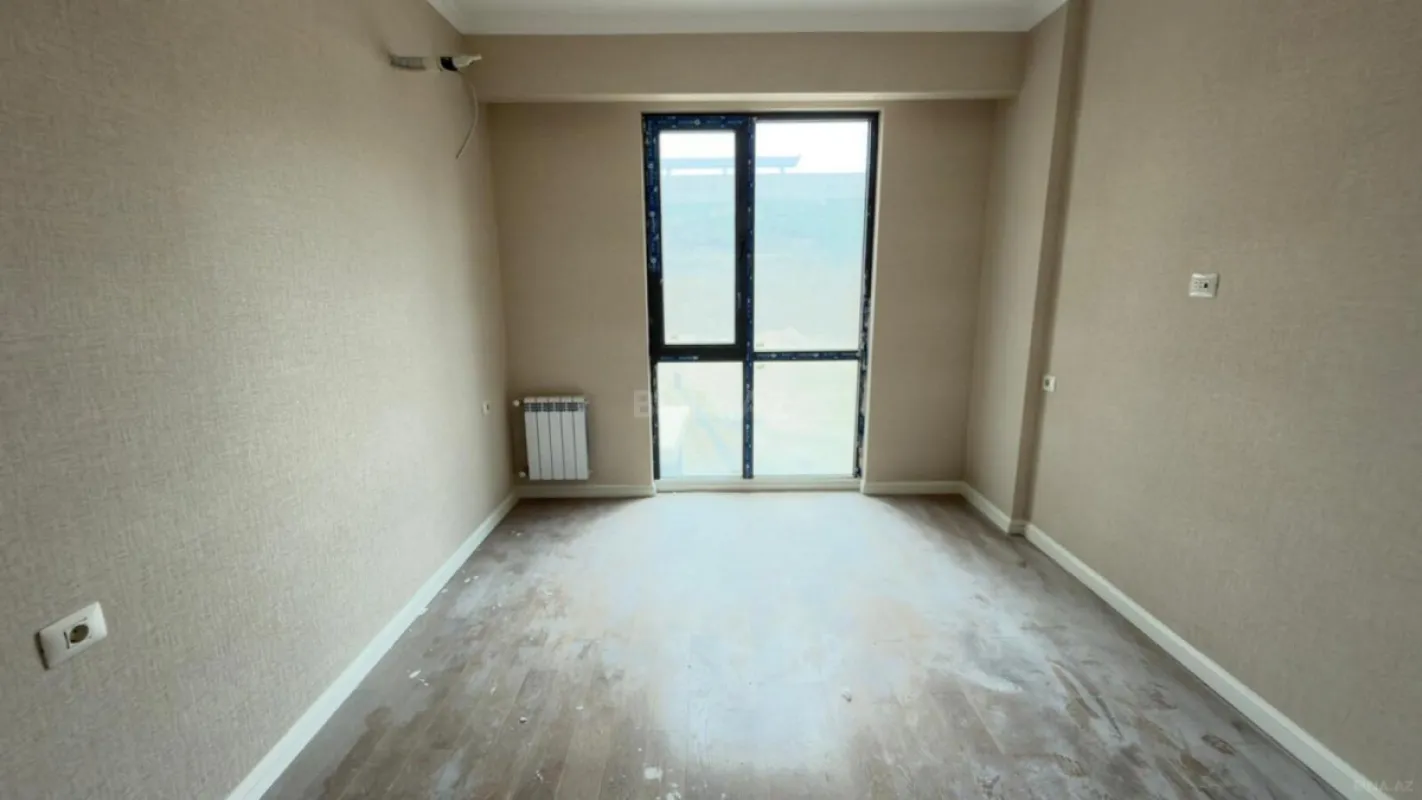 Satılır 3 otaqlı mənzil 83 m²