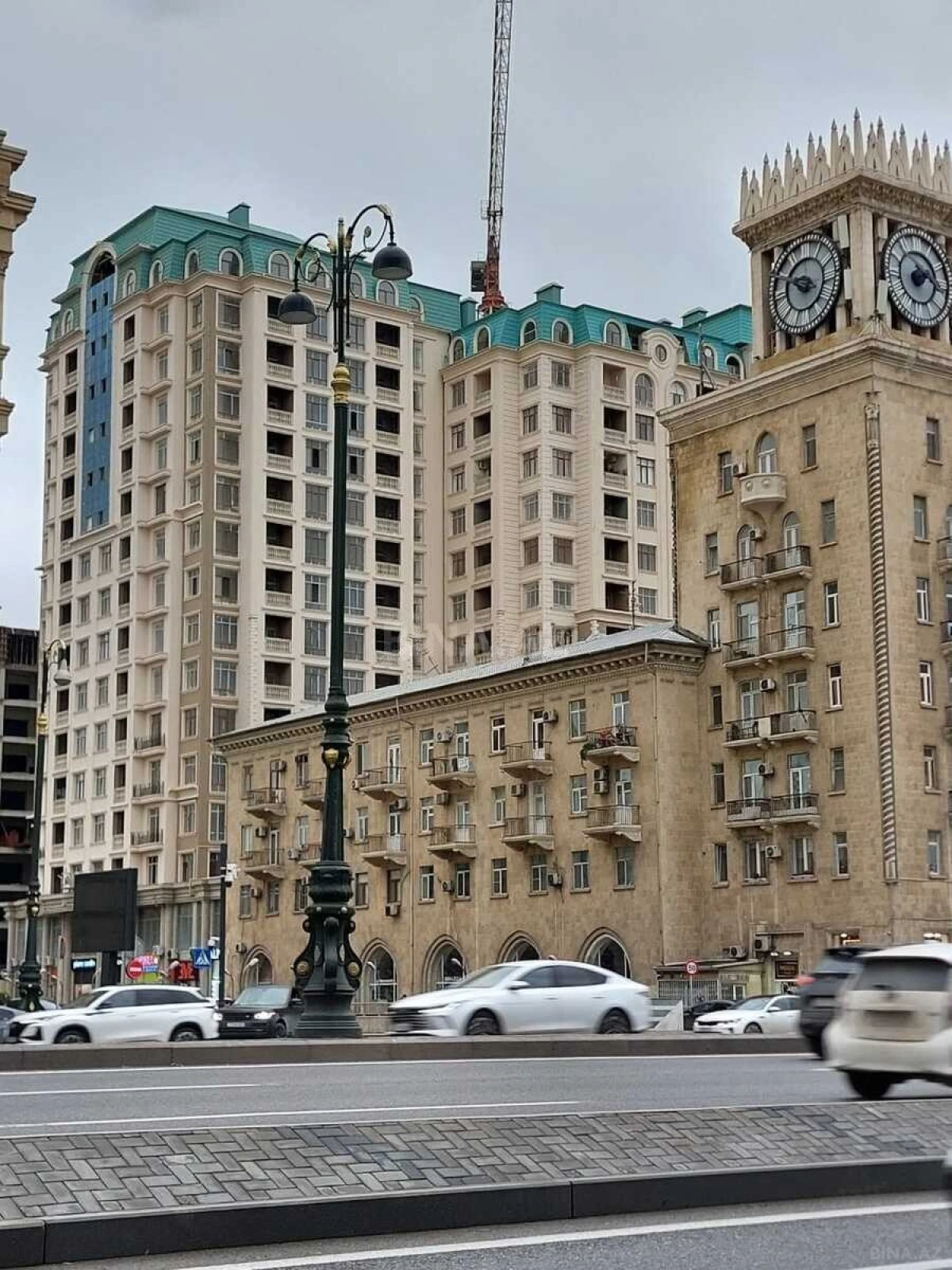 Satılır 2 otaqlı mənzil 78.3 m²