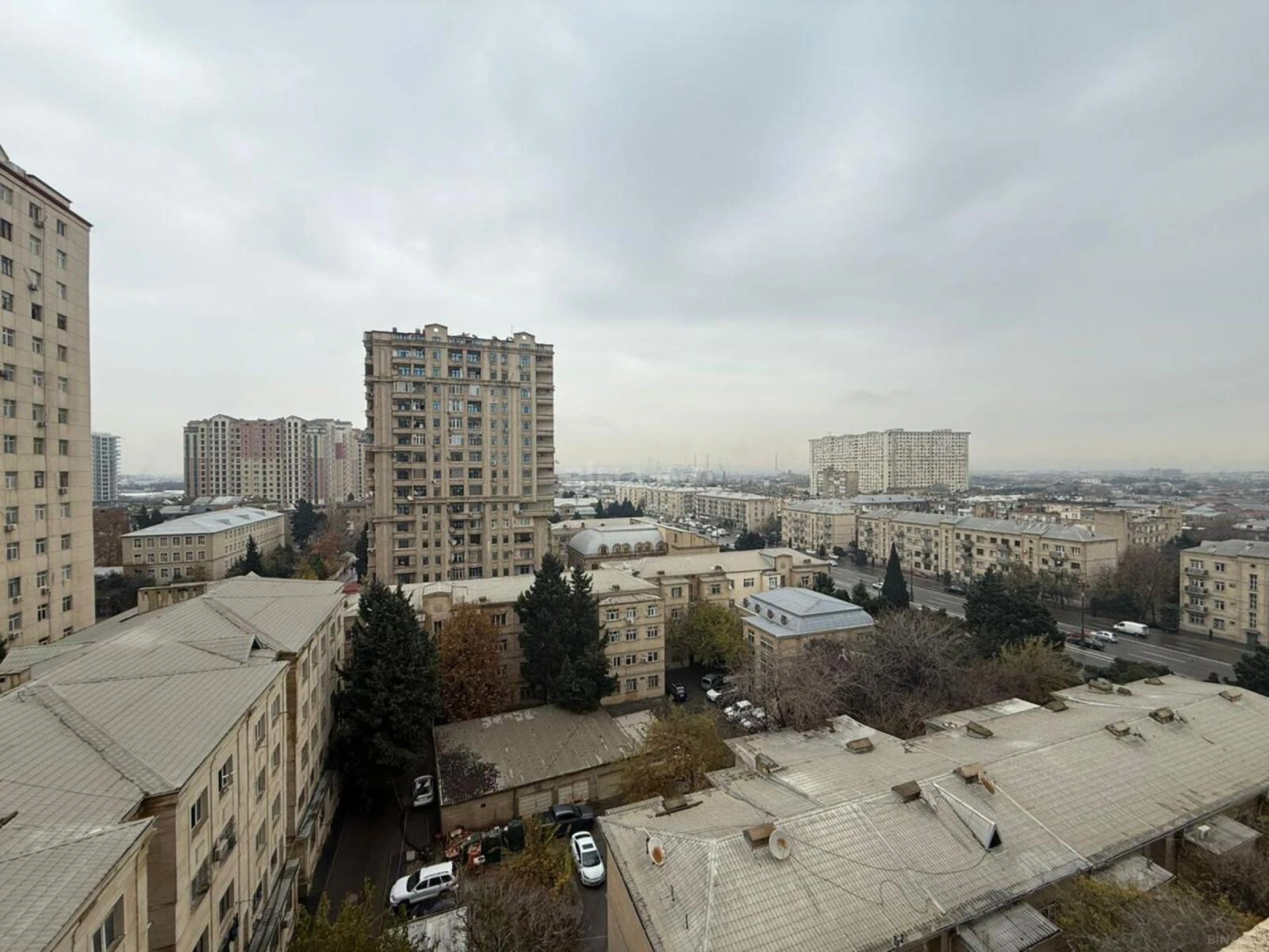 Satılır 2 otaqlı mənzil 78.3 m²