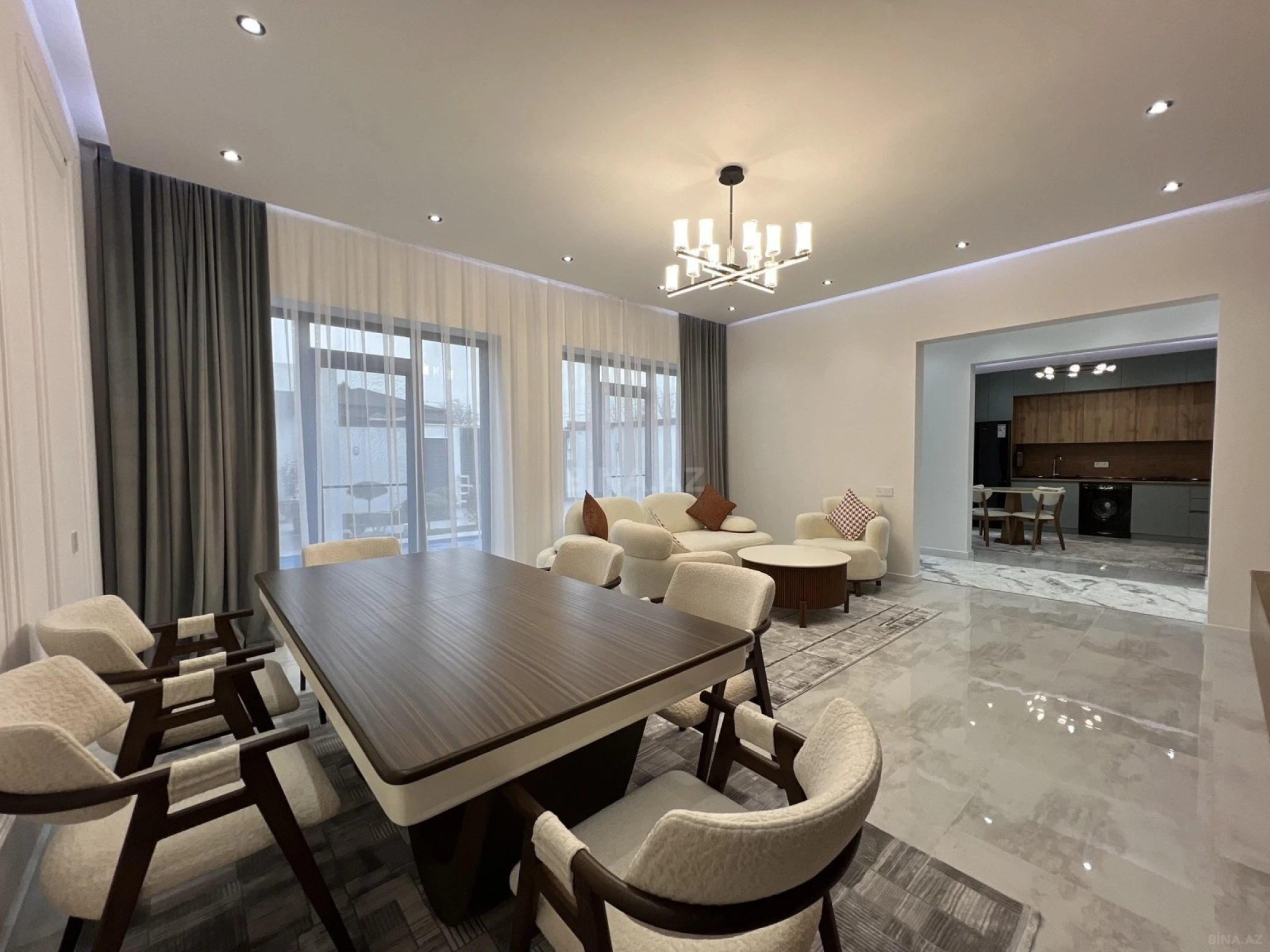 Satılır 5 otaqlı həyət evi 130 m²