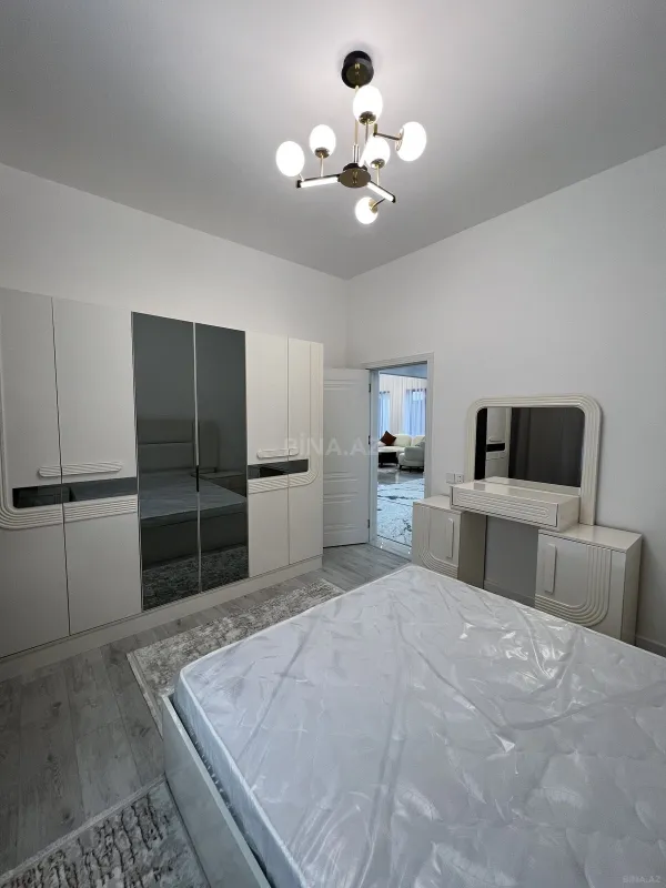 Satılır 5 otaqlı həyət evi 130 m²