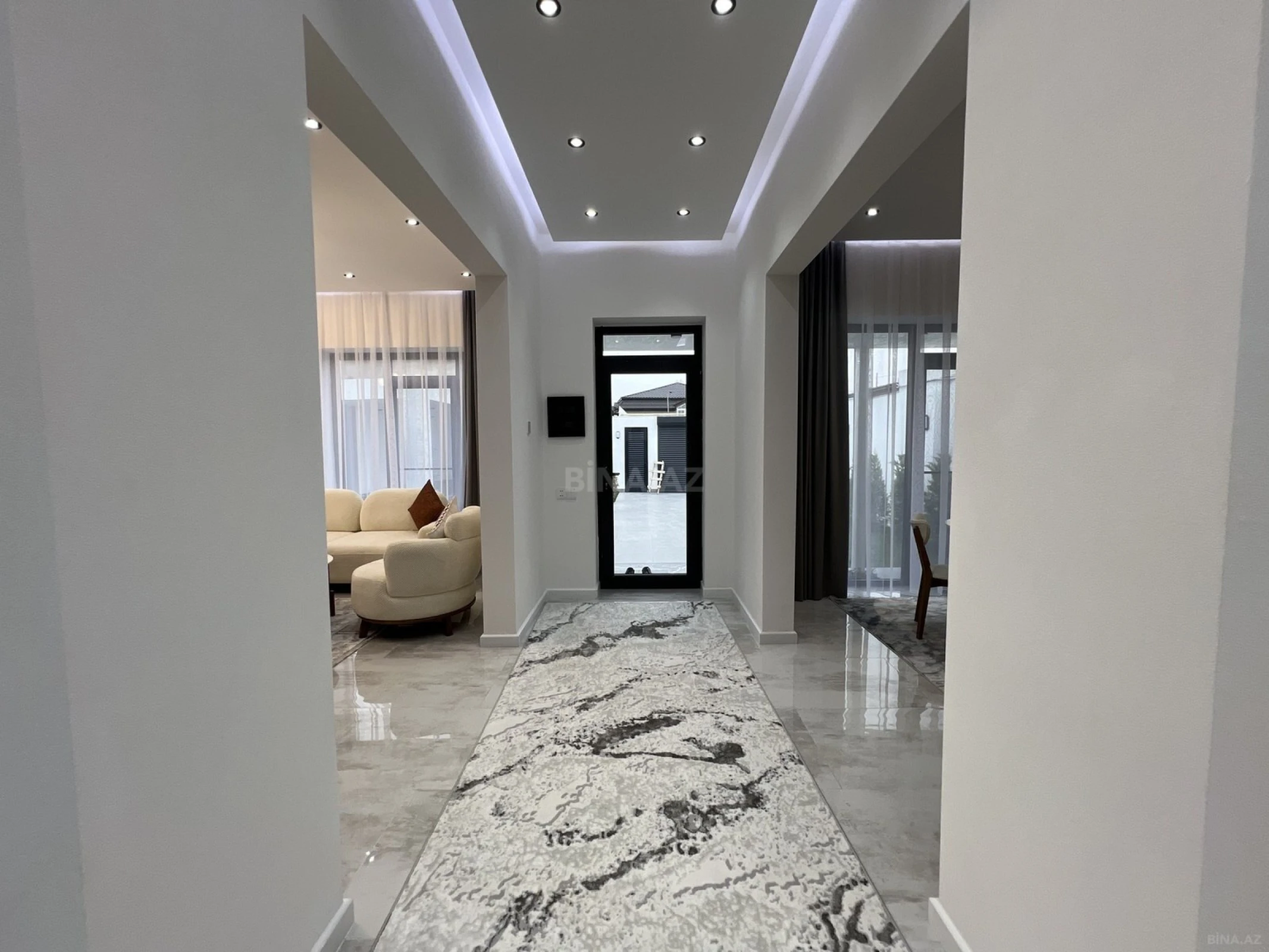Satılır 5 otaqlı həyət evi 130 m²