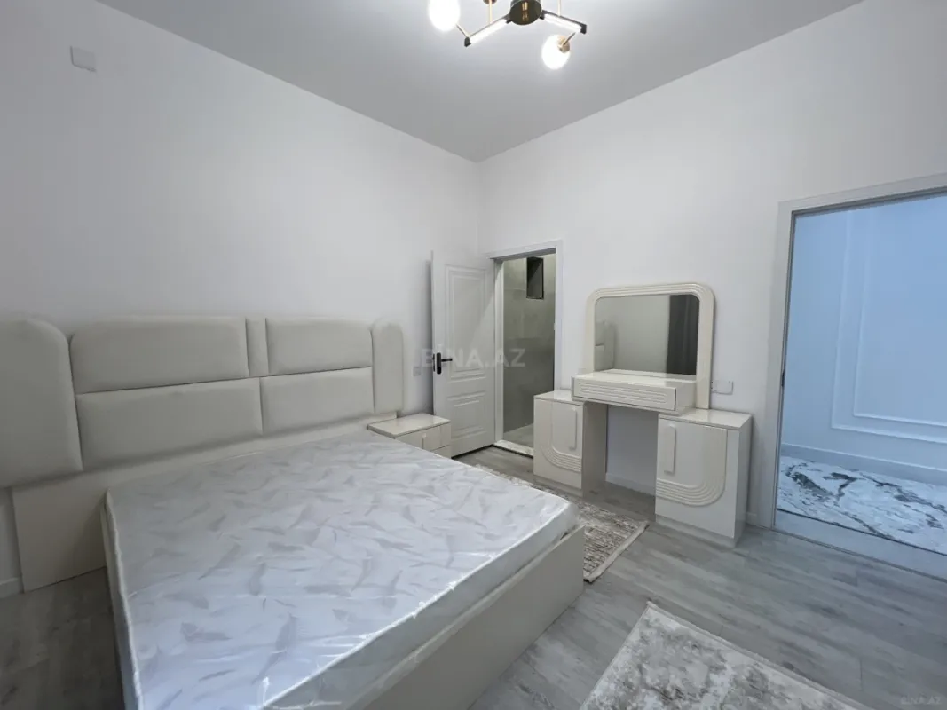 Satılır 5 otaqlı həyət evi 130 m²