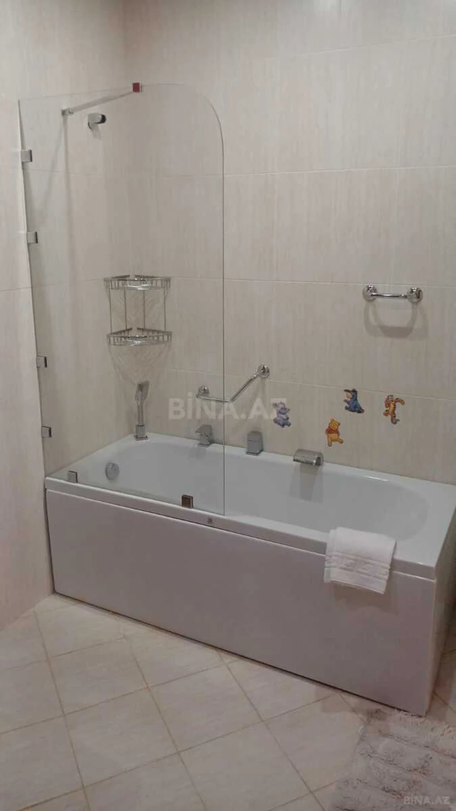 Satılır 3 otaqlı mənzil 140 m²