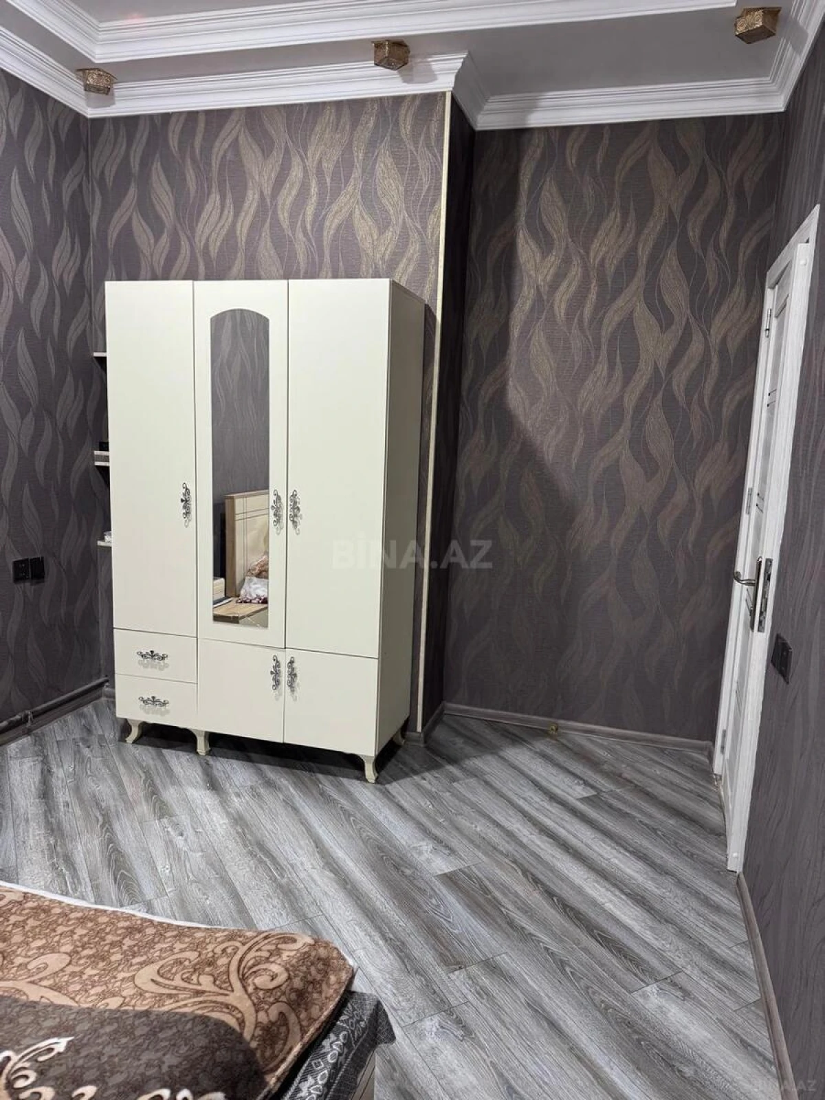 Kirayə verilir 3 otaqlı mənzil 100 m²