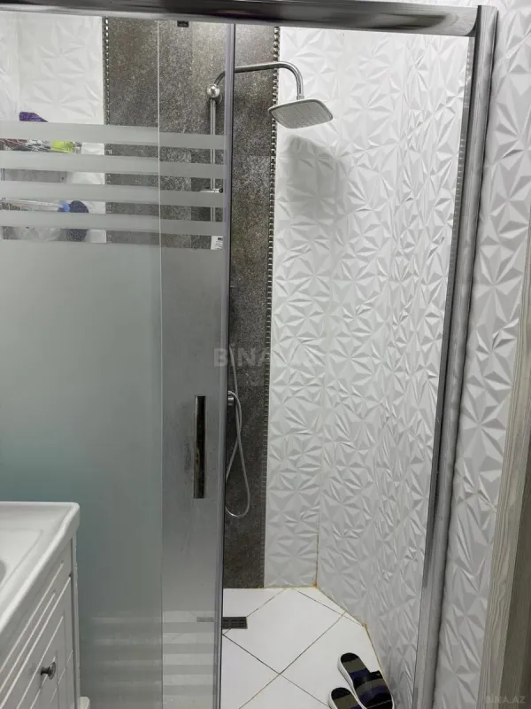 Kirayə verilir 3 otaqlı mənzil 100 m²