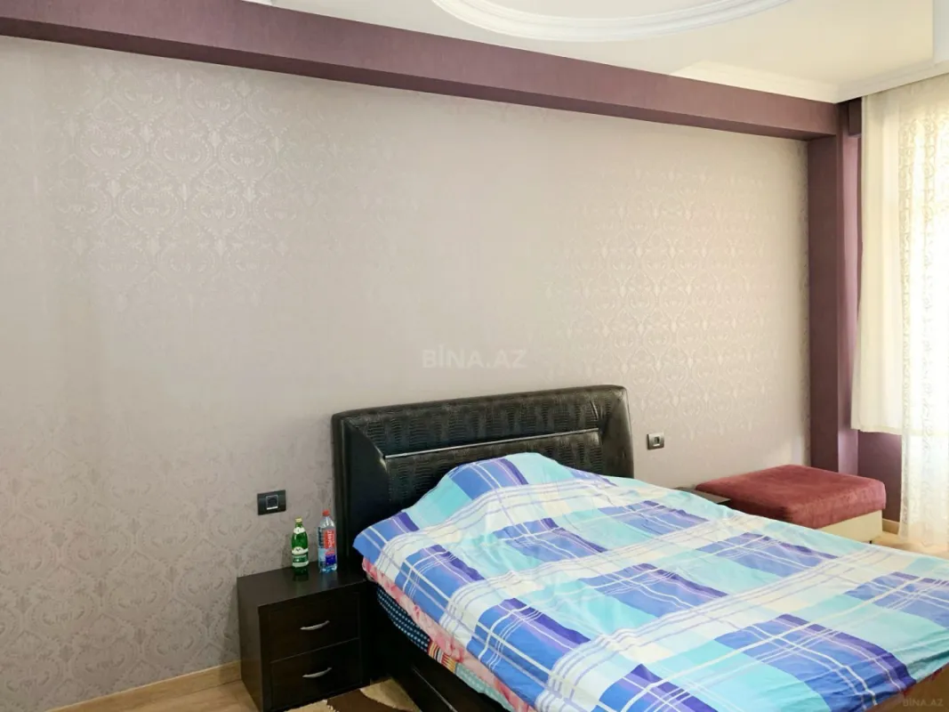 Kirayə verilir 2 otaqlı mənzil 94 m²