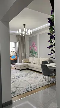 Satılır 2 otaqlı mənzil 80.5 m²