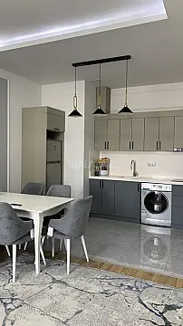 Satılır 2 otaqlı mənzil 80.5 m²